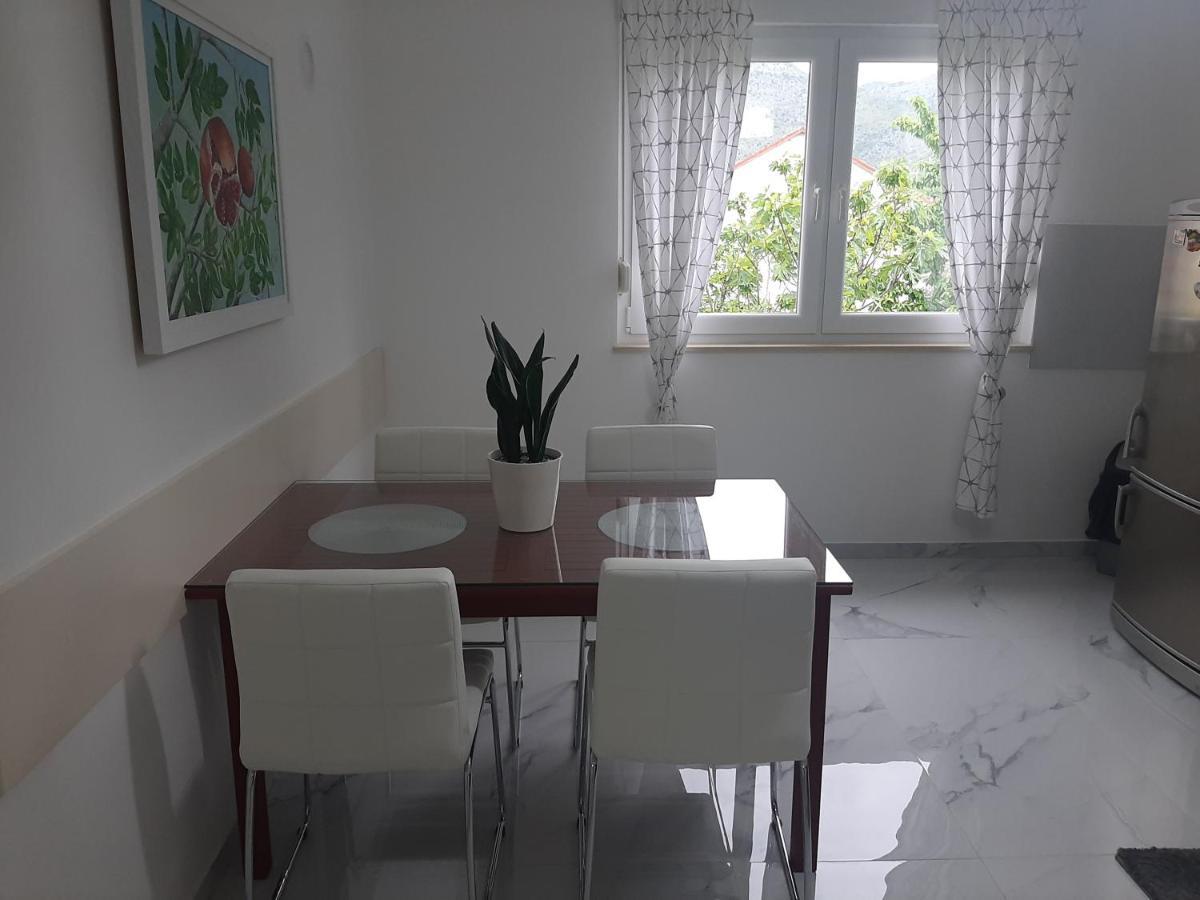 Guest House No 13 Mostar Esterno foto